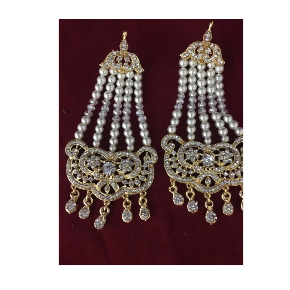 Jhomar style Earrings